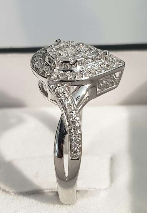 **CRAZY DEAL | R36639** PEAR DESIGN | 0.550ct | CLUSTER DIAMOND RING | WHITE GOLD - BUY SAFE
