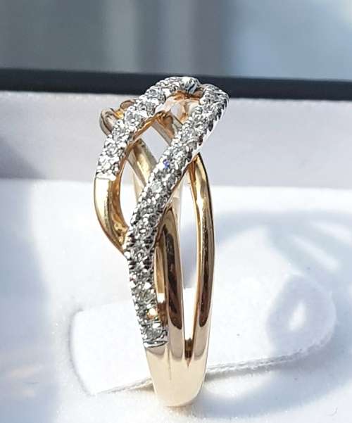 **STUNNING DESIGN | R29419** CROSSOVER DESIGN | 0.350ct | DIAMOND BAND | YELLOW GOLD - BUY SAFE