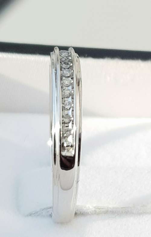 **GREAT BUY [R19419]** CHANNEL SETTING [0.125ct] DIAMOND BAND [WHITE GOLD] - BUY SAFE
