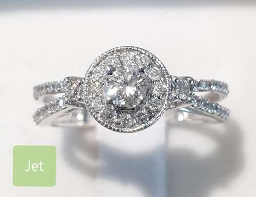 **DESIGNER PIECE | R36451** HALO EFFECT | ROUND CUT | 0.700ct | DIAMOND RING | WHITE GOLD - BUY SAFE