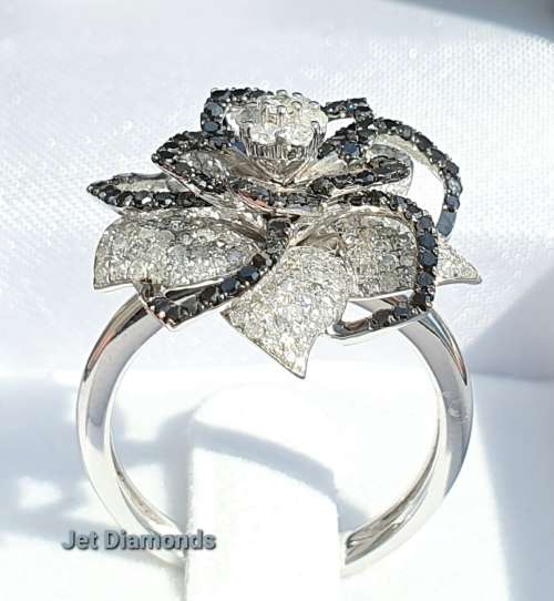 **HUGE DEAL | R69584** FLOWER DESIGN | ROUND CUTS | 1.450ct | DIAMOND RING | WHITE GOLD - BUY SAFE