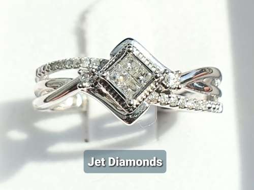 **TRILOGY DESIGN | R35412** PRINCESS SWIRL | 0.400ct | DIAMOND RING | WHITE GOLD - BUY SAFE