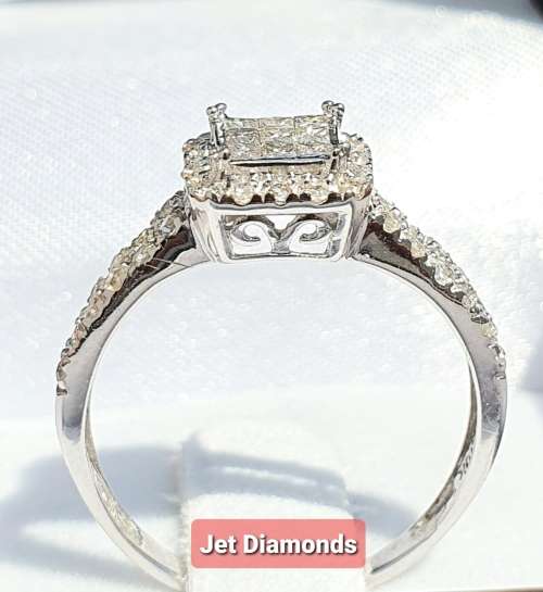 **PRINCESS DESIGNER | R41152** DIAMOND RING | 0.750ct | INVISIBLE SETTING | WHITE GOLD - BUY SAFE