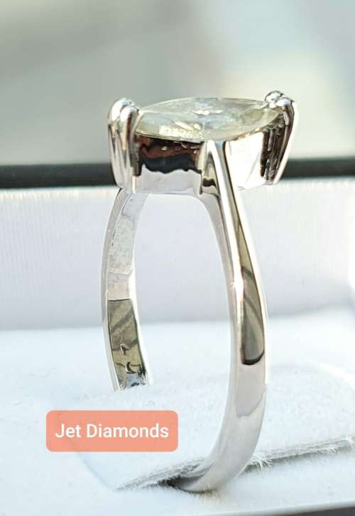 **FANTASTIC VALUE | R28412** MARQUISE CUT | 0.610ct] | DIAMOND RING | WHITE GOLD - BUY SAFE