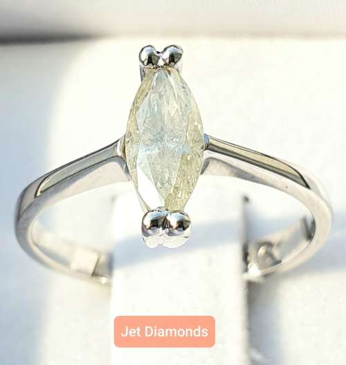 **FANTASTIC VALUE | R28412** MARQUISE CUT | 0.610ct] | DIAMOND RING | WHITE GOLD - BUY SAFE