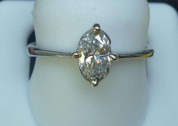 **SOLITAIRE [R42432]** OVAL CUT [G / SI2] DIAMOND [0.950ct] RING [WHITE GOLD] - BUY SAFE