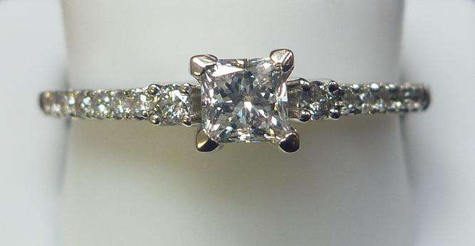 **PROMO [R20258]** HIGH QUALITY [0.600ct] DIAMOND RING [2.583g] WHITE GOLD - BUY SAFE