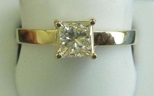 **SOLITAIRE [R35819]** PRINCESS CUT DIAMOND [0.580ct] RING [18KT] YELLOW GOLD - BUY SAFE