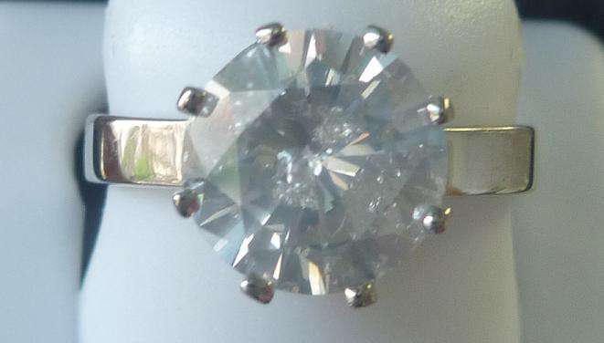 **WOW MASSIVE [R110521]** CERTIFIED DIAMOND RING [2.563ct] 18KT WHITE GOLD - BUY SAFE