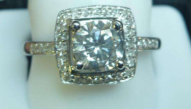**CERTIFIED [R42621]** BARGAIN [1.063ct] NATURAL DIAMOND RING [2.921g] WHITE GOLD - BUY SAFE