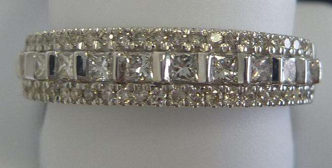 **PRINCESS [R34385]** HIGH [G / VS] QUALITY [0.700ct] DIAMOND BAND [4.085g] WHITE GOLD - BUY SAFE