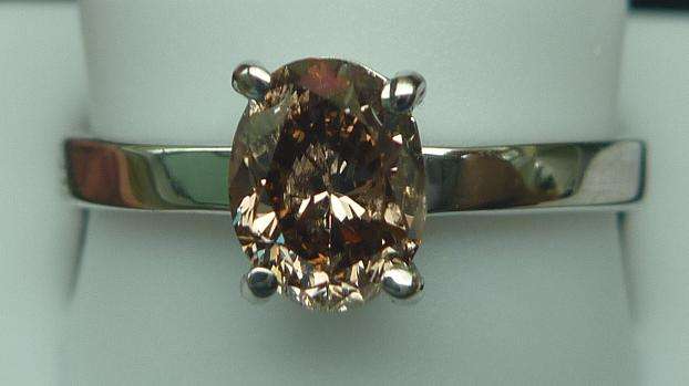**WOW [R33547]** OVAL CUT CHOCOLATE DIAMOND [1.00ct] RING IN WHITE GOLD - BUY SAFE