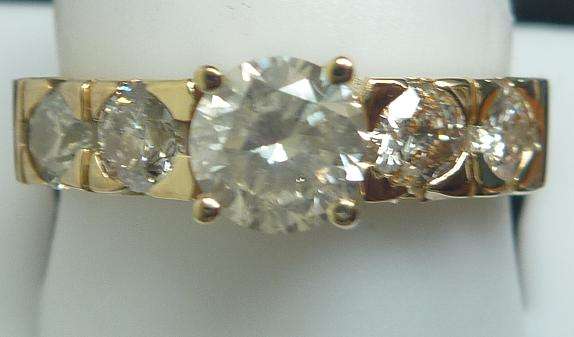 **WOW [R42471]** ROUND CUT [1.400ct] DIAMOND RING [0.650ct CENTRE]YELLOW GOLD - BUY SAFE