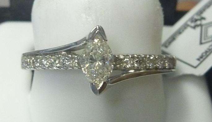 **PROMO [R25258]** HIGH QUALITY [0.750ct] DIAMOND RING [3.242g] WHITE GOLD - BUY SAFE