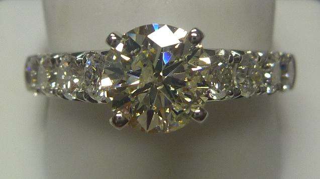 ***CERTIFIED [R57124]** SPARKLING [2.007ct] DIAMOND RING [1.007ct CENTRE] 14KT WHITE GOLD -BUY SAFE