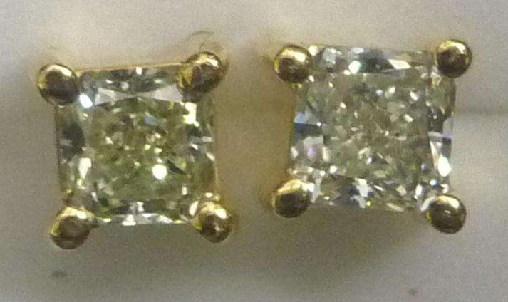 **SPECIAL [R22658]** RADIANT CUT DIAMOND [0.520ct] EARRINGS [M / SI2]  YELLOW GOLD -  BUY SAFE