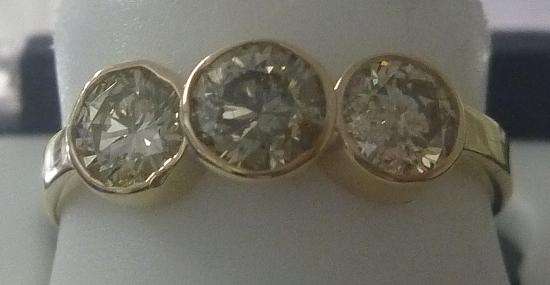 **TUBE DESIGN [R24809]** 3 ROUND CUT [1.00ct] DIAMOND RING [YELLOW GOLD] - BUY SAFE