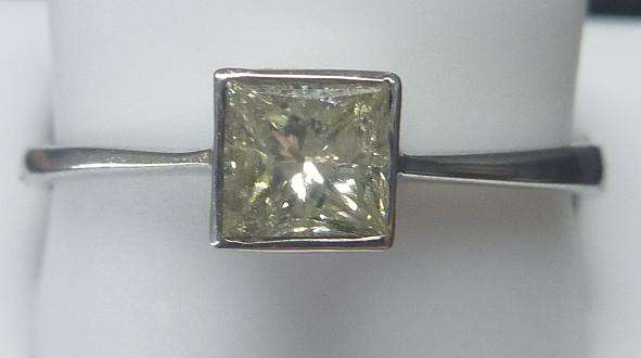 **CRAZY AUCTION [R26417]** PRINCESS CUT [0.520ct] DIAMOND RING [WHITE GOLD] - BUY SAFE