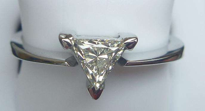 **RARE SHAPE [R19225]** TRILLIANT CUT [0.380ct] DIAMOND RING [WHITE GOLD] - BUY SAFE