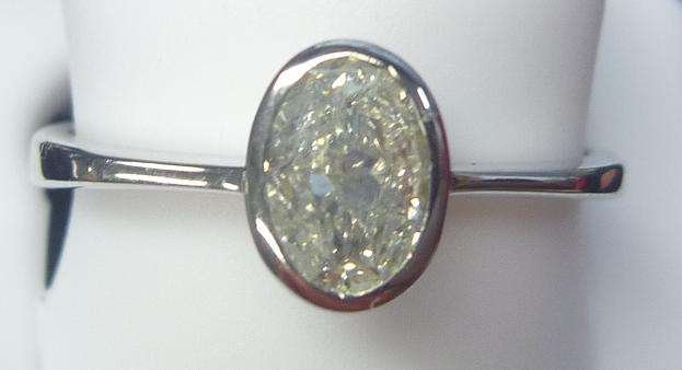 **DESIGNER RING [R22416]** OVAL [G/SI3] CUT DIAMOND [0.550ct] RING [2.135g] WHITE GOLD - BUY SAFE
