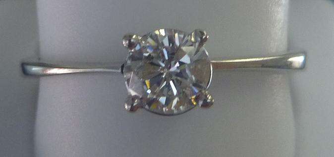 **1/2ct WOW [R29208]** ROUND CUT [0.500ct] SOLITAIRE DIAMOND RING [WHITE GOLD] - BUY SAFE