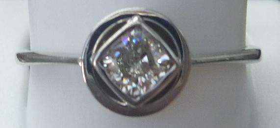**DESIGNER RING [R21109]** SPARKLING CUSHION CUT [0.370ct] DIAMOND RING [WHITE GOLD] - BUY SAFE