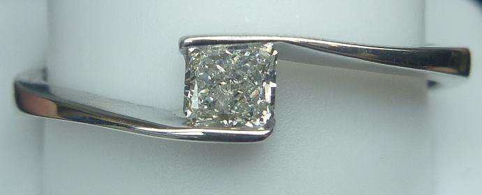 **DESIGNER TWIST [R21109]** RADIANT [VVS2] CUT DIAMOND [0.300ct] RING [WHITE GOLD] - BUY SAFE