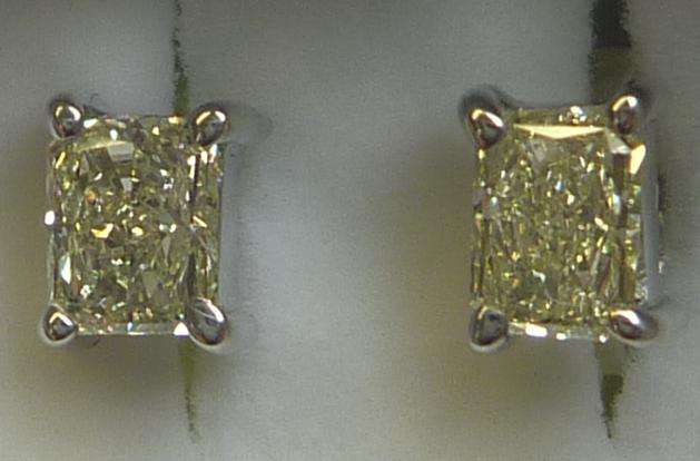 **MAGNIFICENT [R22835]** RADIANT CUT DIAMOND [0.445ct] EARRINGS [VVS] WHITE GOLD -  BUY SAFE