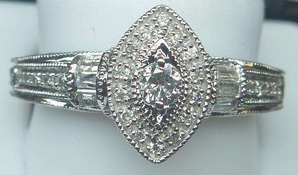 **UNBEATABLE VALUE [R26412]** MARQUISE DESIGN [0.400ct] DIAMOND RING [3.432g] WHITE GOLD - BUY SAFE