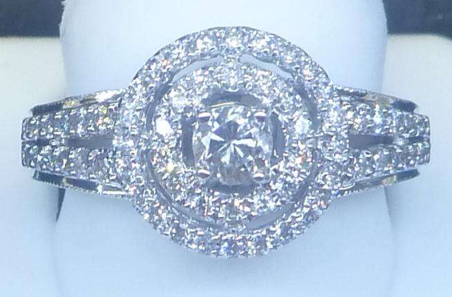 **EXCLUSIVE DIAMONDS [R43095]** HIGH QUALITY [1.010ct] DIAMOND RING [4.748g] WHITE GOLD - BUY SAFE