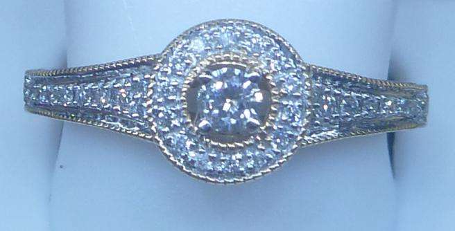 **UNBEATABLE VALUE [R26412]** HIGH QUALITY [0.400ct] DIAMOND RING [3.120g] YELLOW GOLD - BUY SAFE