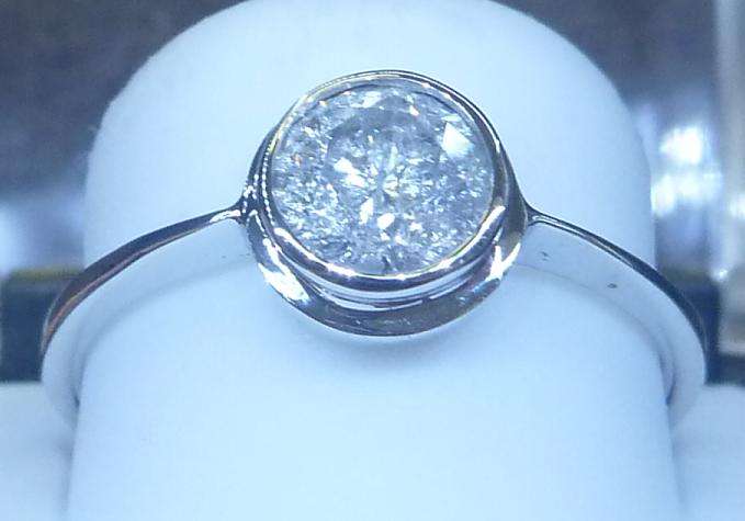 **CERTIFIED [R40807]** HUGE DESIGNER [0.960CT] SOLITAIRE RING [WHITE GOLD] - BUY SAFE