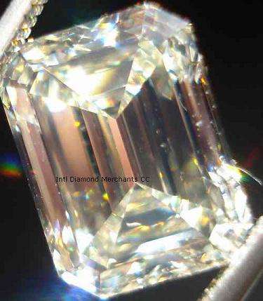 **CERTIFIED** TOP DEAL [0.704ct] NATURAL EMERALD CUT DIAMOND AT R1 NO RESERVE - BUY SAFE