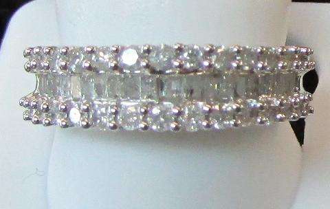 **GORGEOUS [R46573]** EMERALD / ROUND [1.00ct] DIAMOND RING [3.101g] WHITE GOLD - BUY SAFE