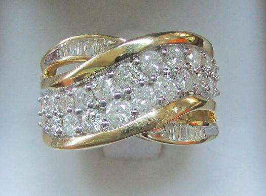 **STUNNING [R50748]** HIGH QUALITY [1.350ct] DIAMOND RING [8.501g] YELLOW GOLD - BUY SAFE