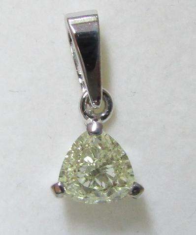 **RARE SHAPE [R28225]** TRILLIANT SHAPE [0.565ct] DIAMOND PENDANT [WHITE GOLD] - BUY SAFE