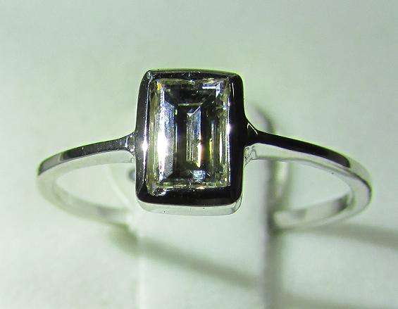 ***WOW, ELEGANT [R38365]** EMERALD CUT [0.500ct] DIAMOND RING [1.236g] WHITE GOLD - BUY SAFE