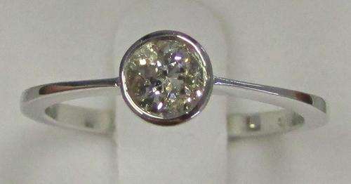 **TUBE DESIGN [R20528]** ROUND CUT [0.385ct] SOLITAIRE DIAMOND RING [WHITE GOLD] - BUY SAFE
