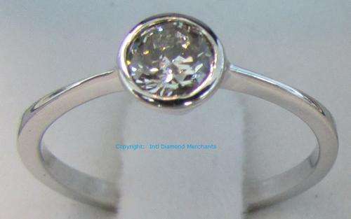 **TUBE DESIGN [R28528]**SPARKLING ROUND CUT [0.450ct] SOLITAIRE DIAMOND RING [WHITE GOLD] - BUY SAFE