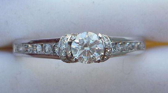 **SPARKLY [R38375]** HIGH QUALITY [SI2] [0.800ct] DIAMOND RING [3.510g] SOLID WHITE GOLD - BUY SAFE