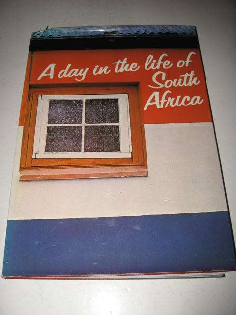A DAY IN THE LIFE OF SOUTH AFRICA *FREE POSTAGE*