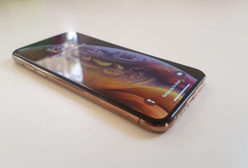 IPHONE XS - 64GB - GOLD - LOCAL STOCK