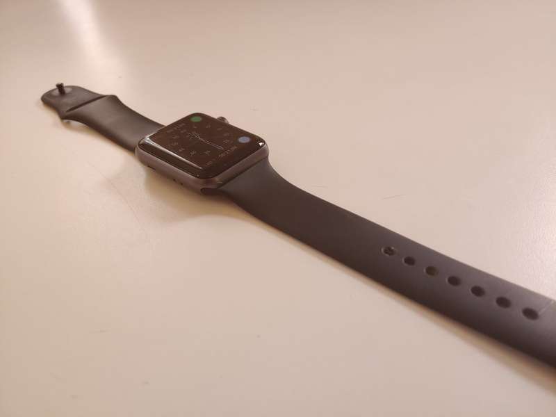 APPLE WATCH SERIES 3 - 42MM - SPACE GREY