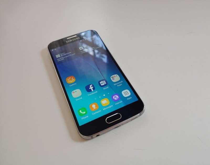 SAMSUNG GALAXY S6 - BLACK SAPPHIRE
