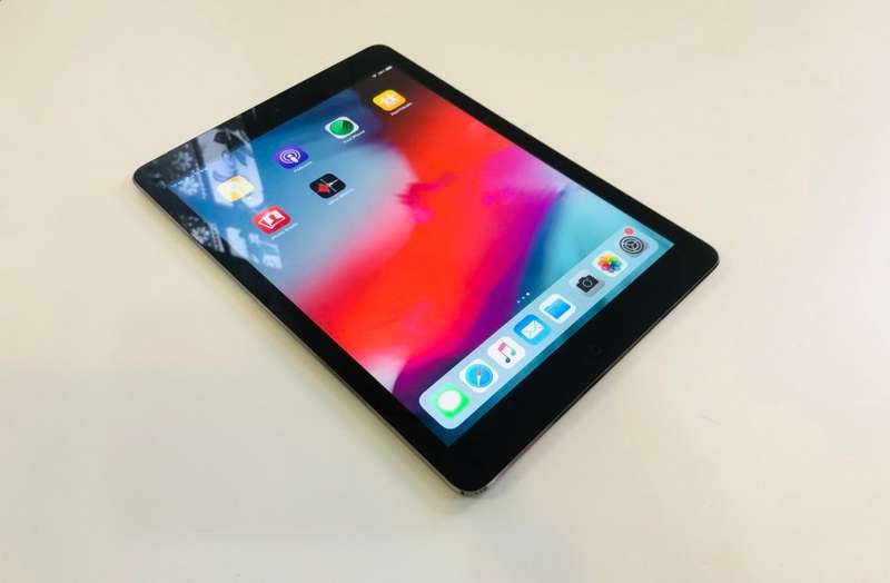 APPLE IPAD AIR 16GB - WIFI - SPACE GREY