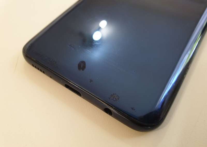 SAMSUNG GALAXY A20 - DEEP BLUE - PLEASE READ FULL DESCRIPTION