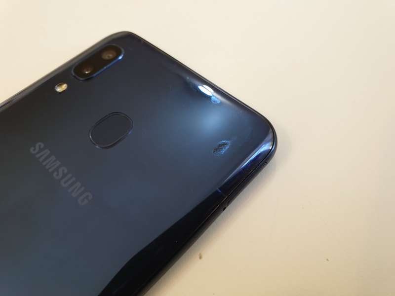 SAMSUNG GALAXY A20 - DEEP BLUE - PLEASE READ FULL DESCRIPTION