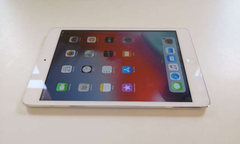 IPAD MINI 2 - RETINA DISPLAY - 32GB - WIFI