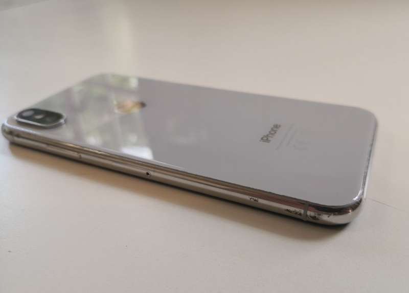 IPHONE XS - 256GB - SILVER - READ FULL DESCRIPTION