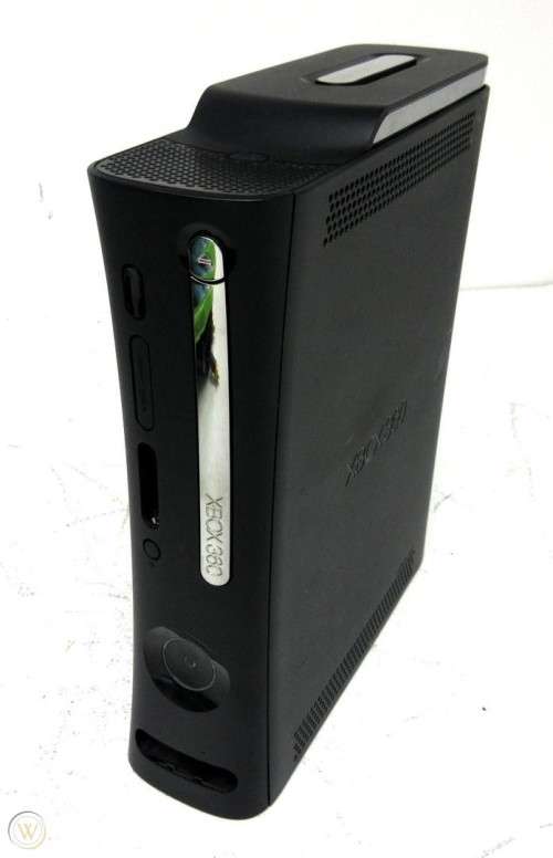 XBOX 360 ELITE - 120GB - INCLUDES 1 CONTROLLER AND 2 GAMES